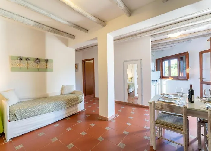 Chic Antonina One Bedroom No2175